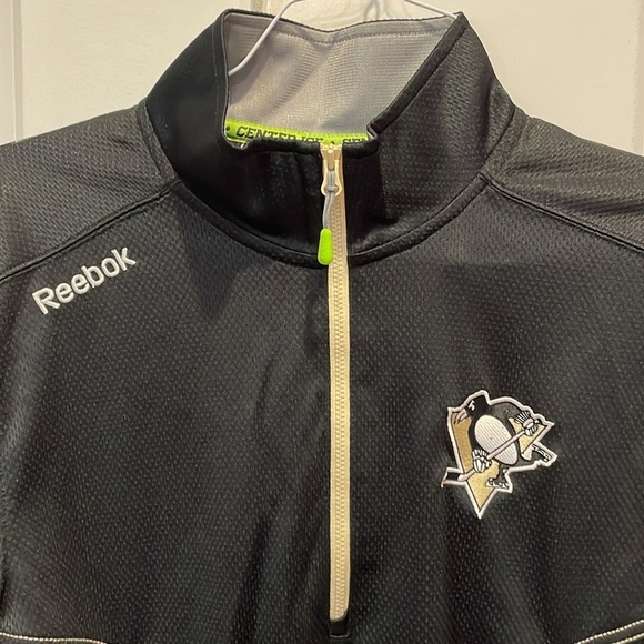 Reebok NHL Center Ice Pittsburgh Penguins Long Sleeved Top - Picture 3 of 9
